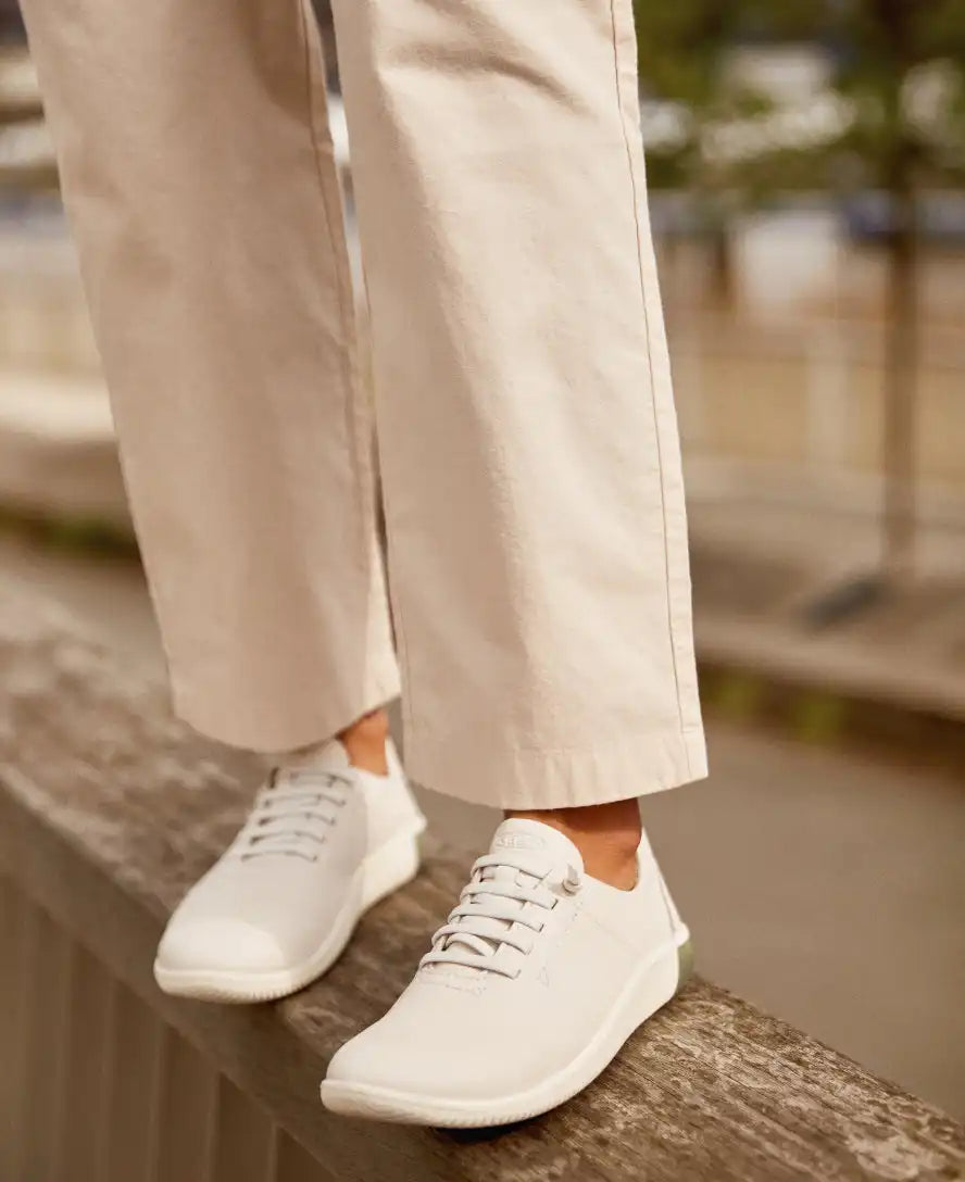 Women's KNX Leather Sneaker