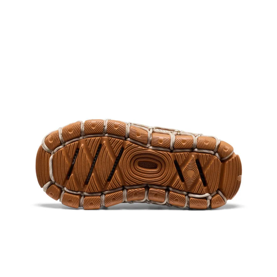 Women's UNEEK 360 Sneaker