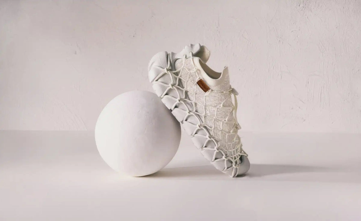 Men's UNEEK 360 Sneaker