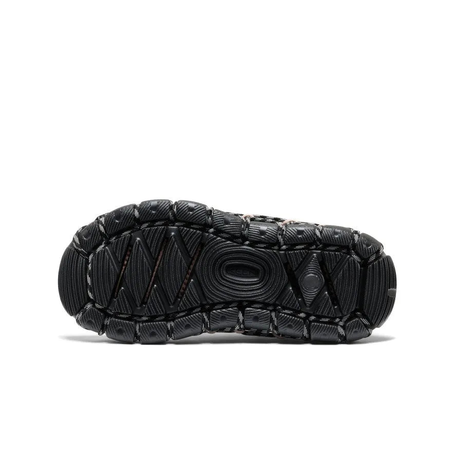 Women's UNEEK 360 Sneaker