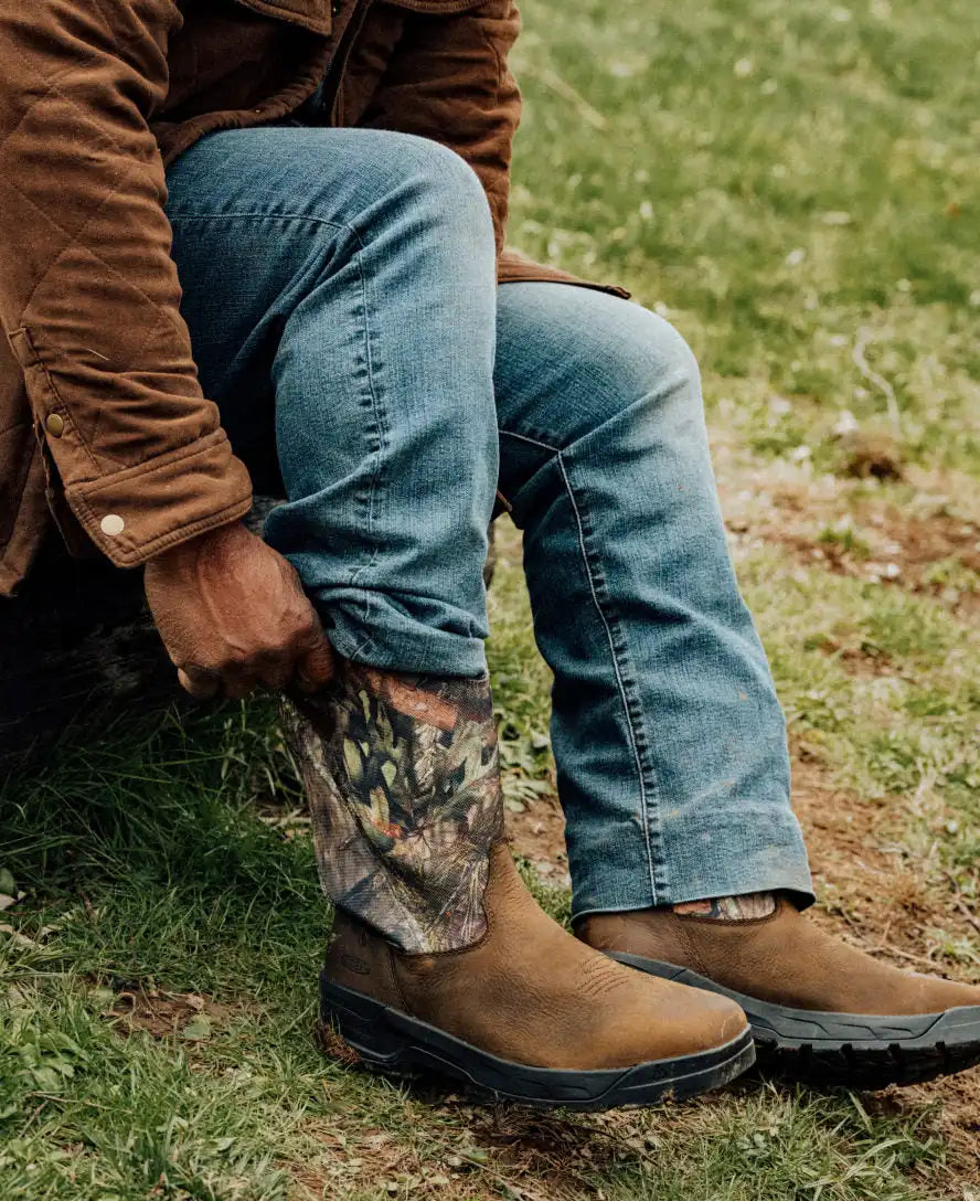 Men's Flatland Pull-On Waterproof Work Boot (Soft Toe)