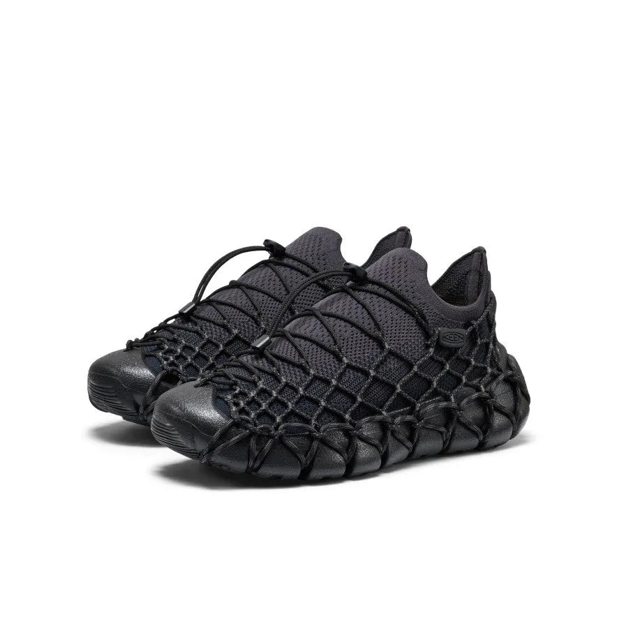 Women's UNEEK 360 Sneaker