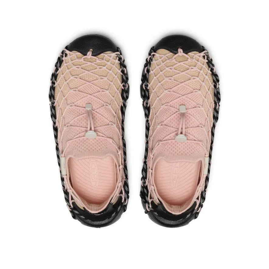 Women's UNEEK 360 Sneaker