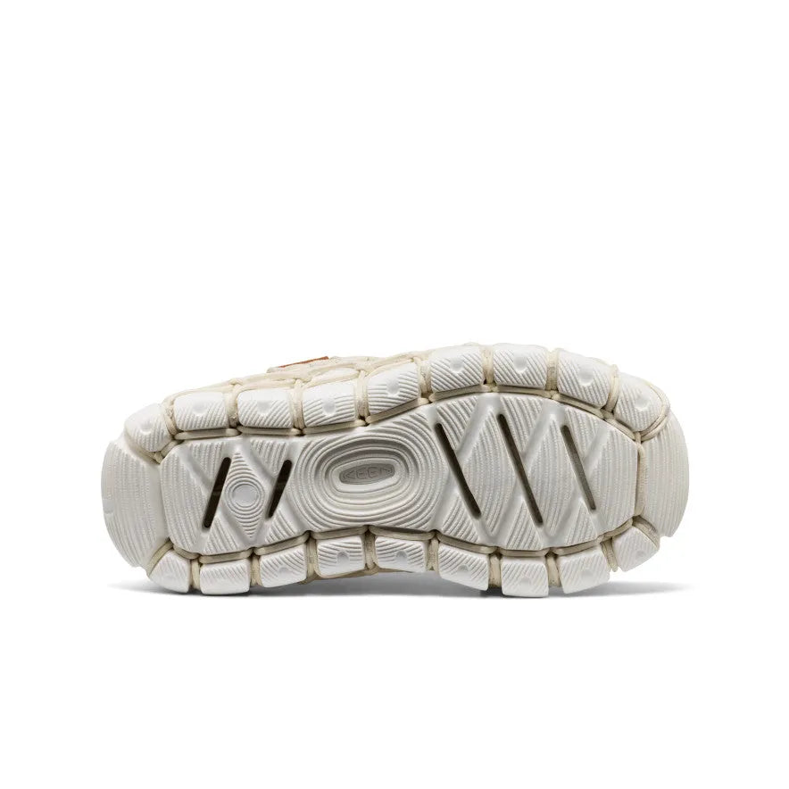 Women's UNEEK 360 Sneaker