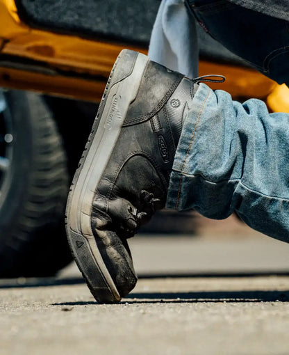 Men's Gibson Hiker Work Boot (Carbon Toe)