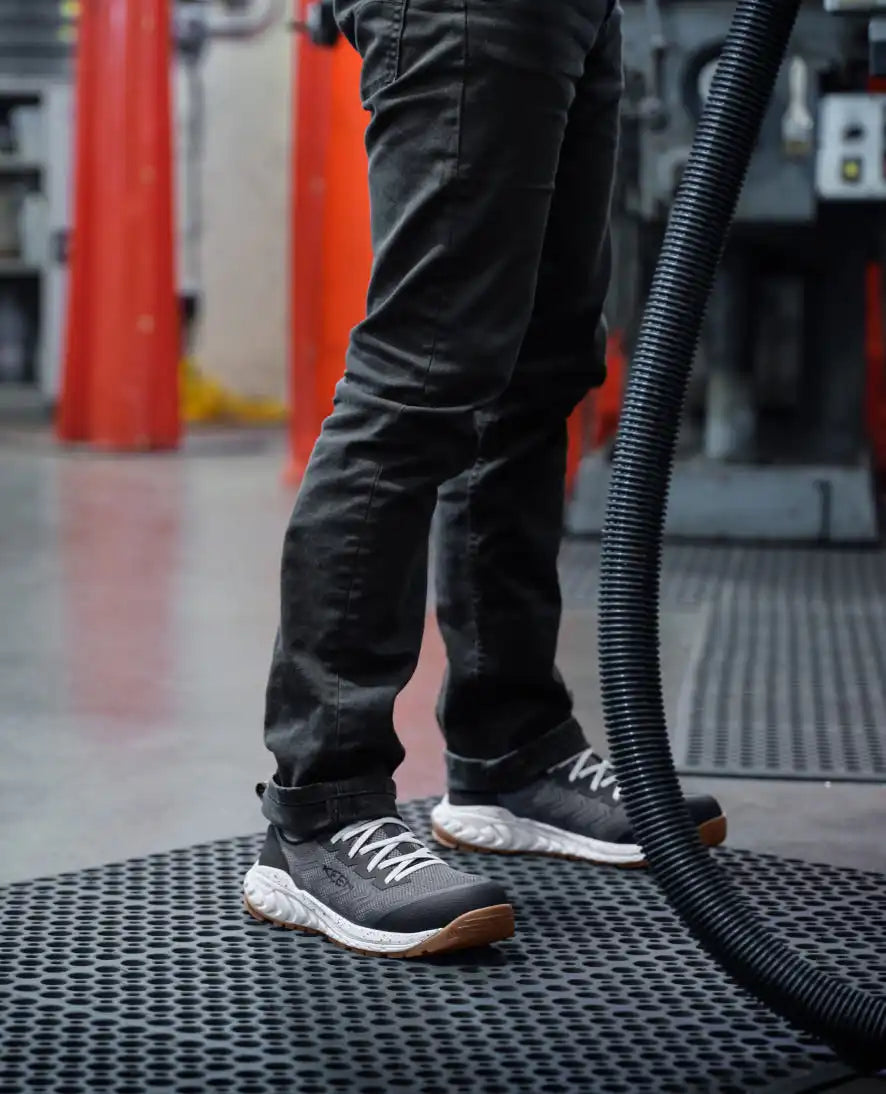 Men's Arvada Shift Work Sneaker (Carbon Toe)