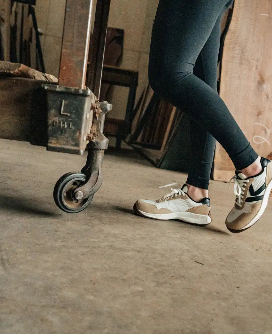 Women's KS86 Utility Work Sneaker (Carbon Toe)
