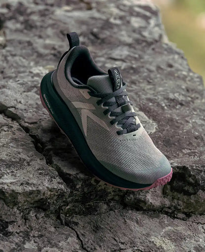 Women's Roam Trail Running Shoe