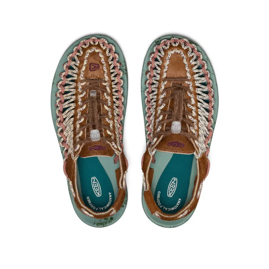 All Gender UNEEK Leather Sneaker