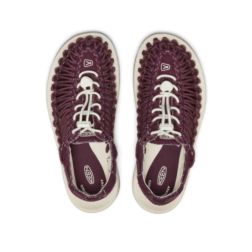 Women's UNEEK Canvas