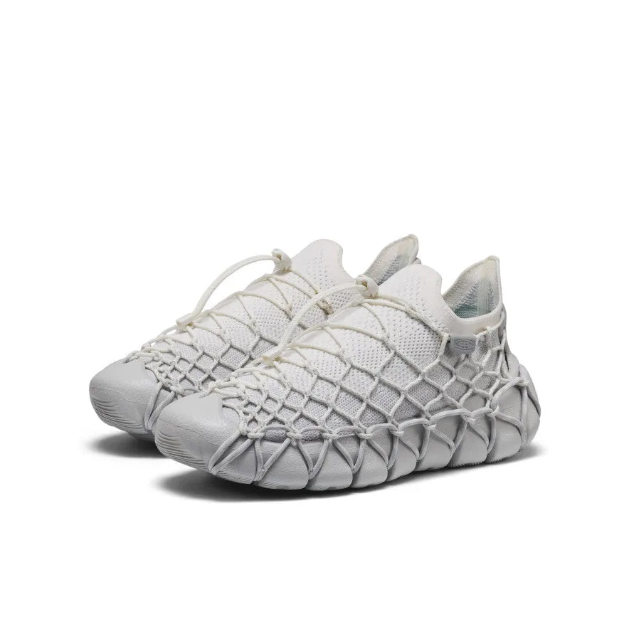 Women's UNEEK 360 Sneaker